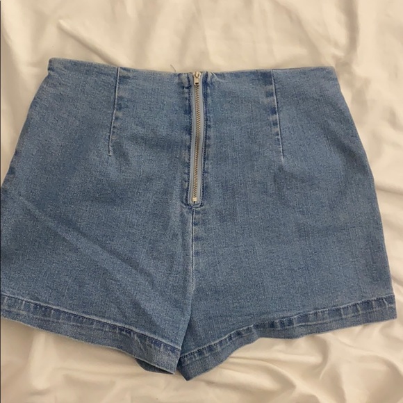 Shorts - Picture 2 of 2